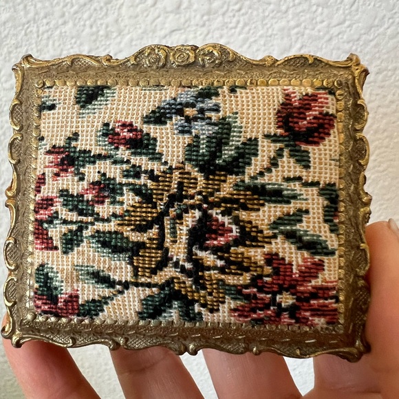 Vintage San Francisco Music Box Company Tapestry Lid Jewelry Box Gold Tone - Picture 2 of 13